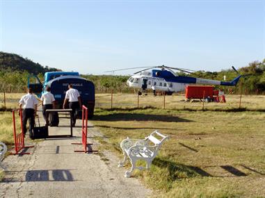 CUBA 2006 Helikopter-Ausflug nach Cayo Saetia,_DSC08193b_B740